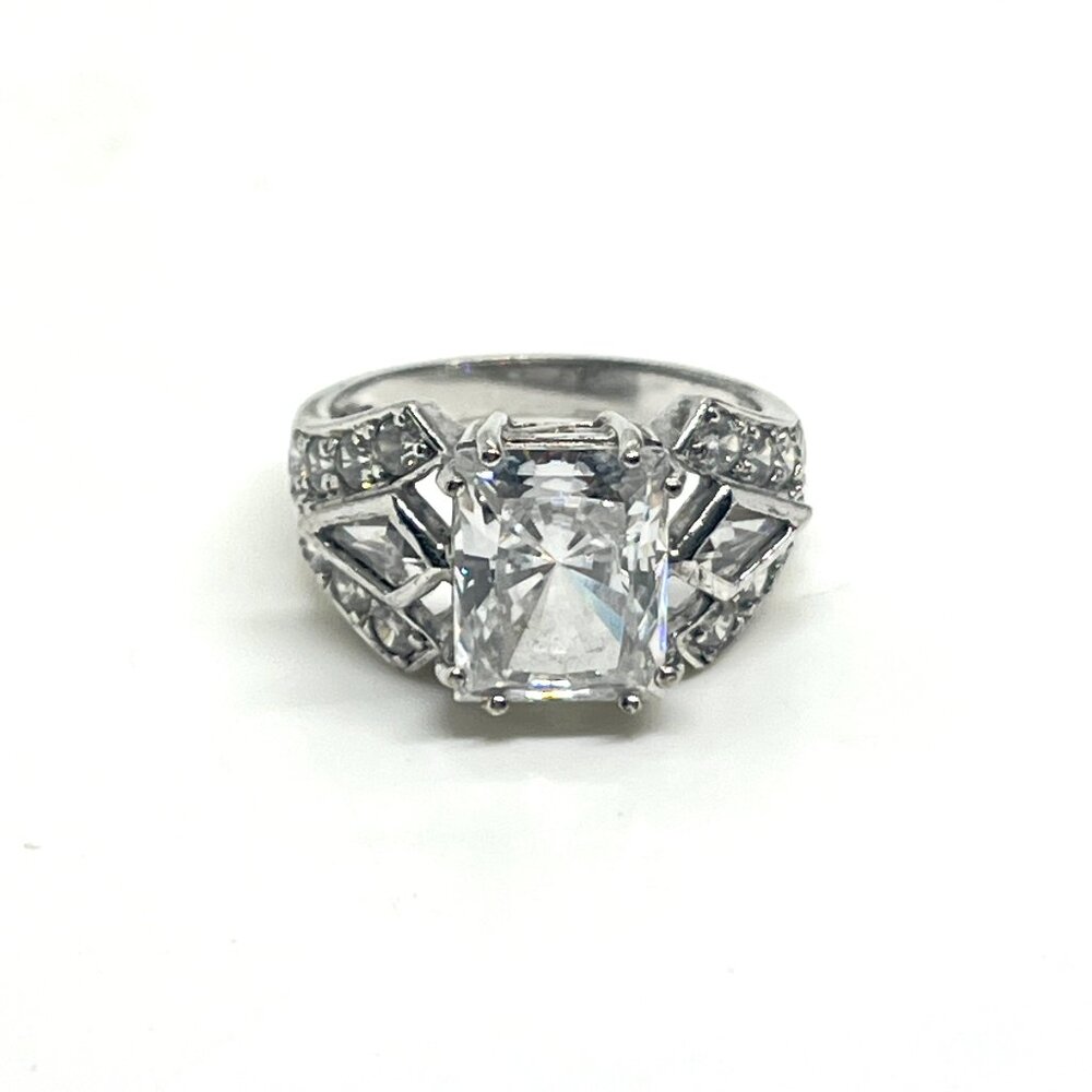 ROSS SIMONS 925 STERLING SILVER RADIANT CUT CUBIC ZIRCONIA COCKTAIL RING SZ 7.25
